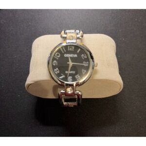 Geneva Wristwatch Womens 5.75" Silver Black‎ BG10 Analog Quartz Dress Watch